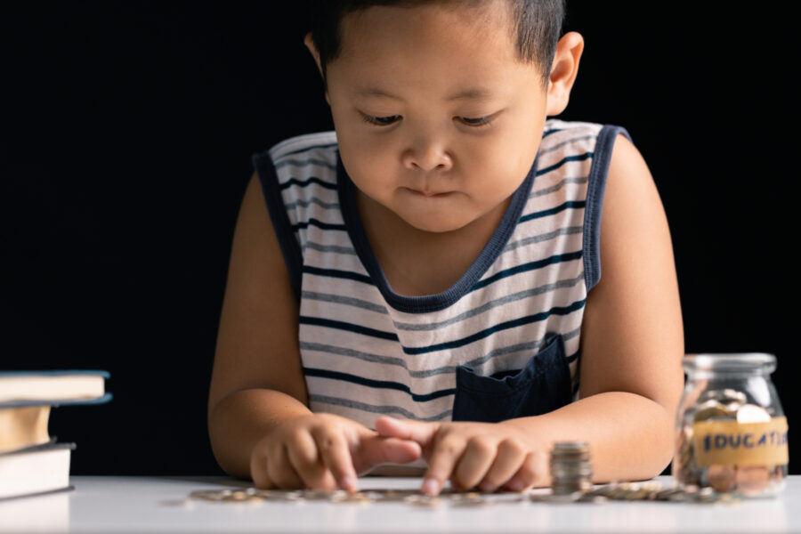 Fifth Friday Forum Tackles the Hidden Curriculum: Teaching Money at Home